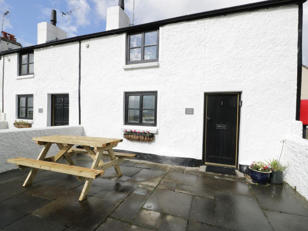 Menai Cottage Llanfairpwllgwyngyll Exteriér fotografie